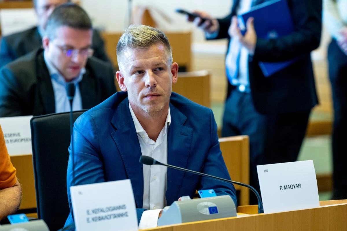 Зміна влади в Будапешті: у Politico розкрили, що означає перемога Мадяра для України