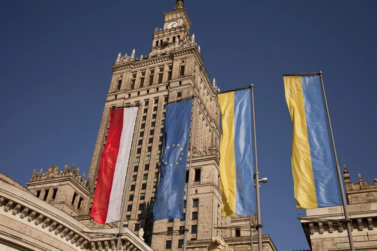 У МЗС Польщі пригрозили Україні "серйозними проблемами" через Бандеру та Шухевича